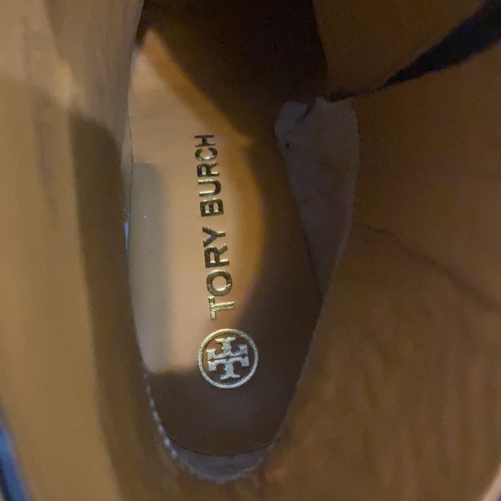 Tory Burch Black Leather Pointed-Toe Ankle Booties - Picture 3 of 15